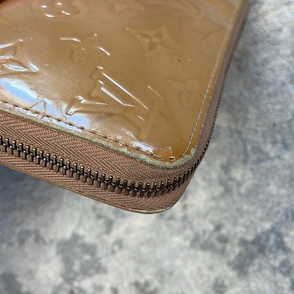 Louis Vuitton Monogram Vernis Beige Tan Zip Around Long Wallet Designer - Picture 10 of 16